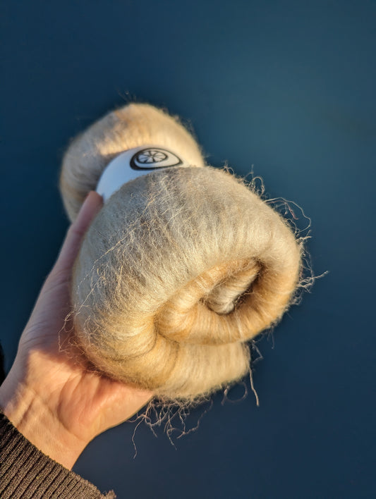 "Lux" Carded Wool Jumbo Batt - 100g
