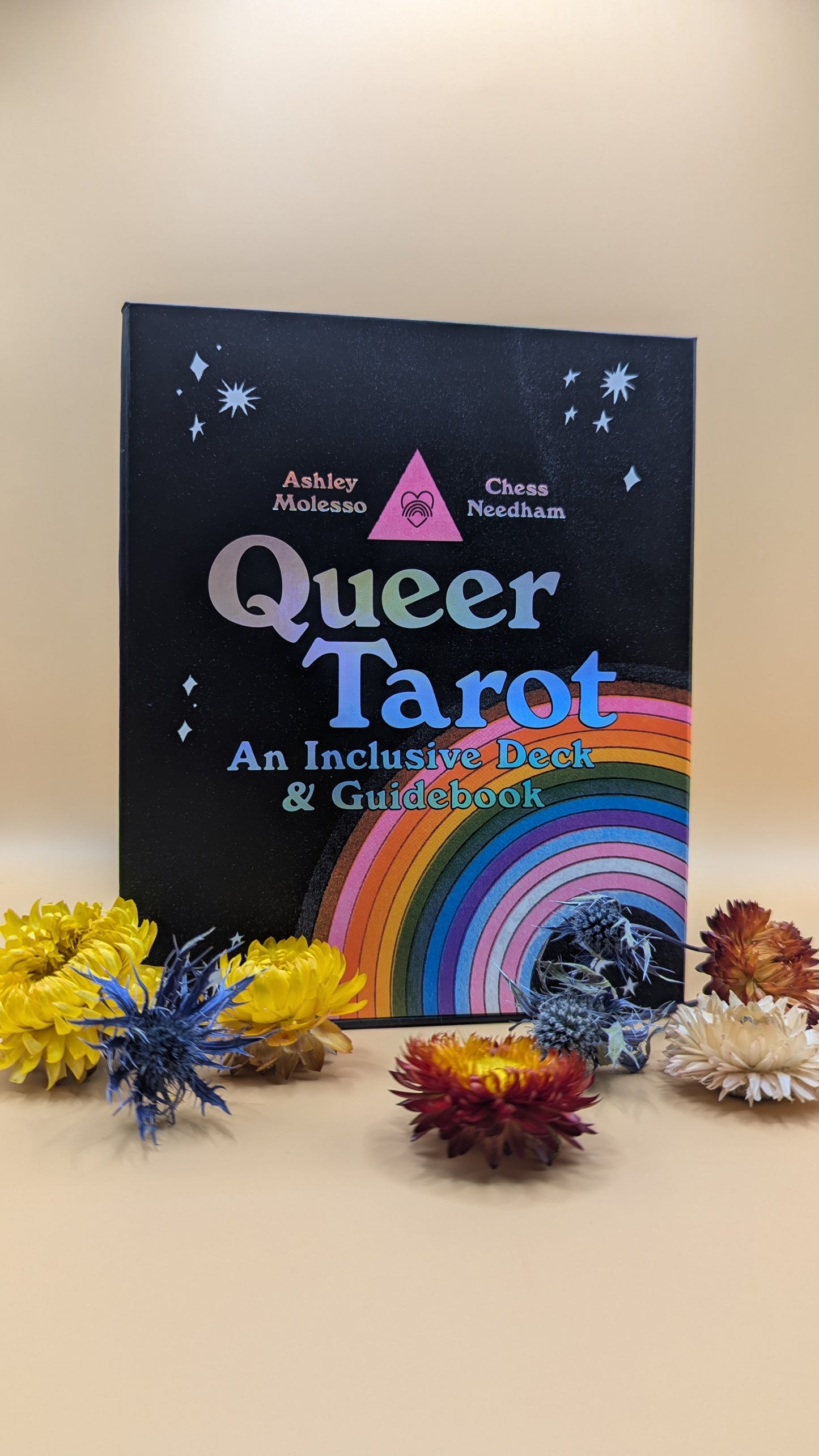 Queer Tarot: An Inclusive Deck and Guidebook