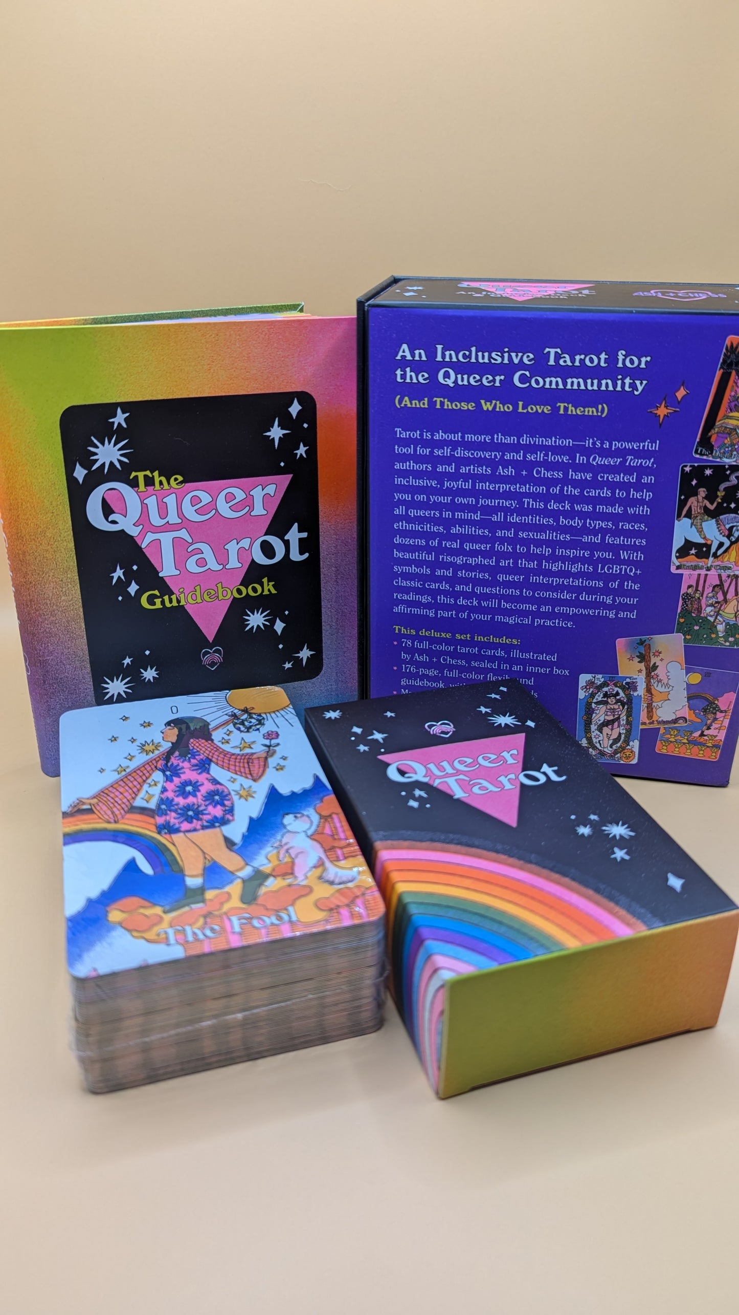 Queer Tarot: An Inclusive Deck and Guidebook
