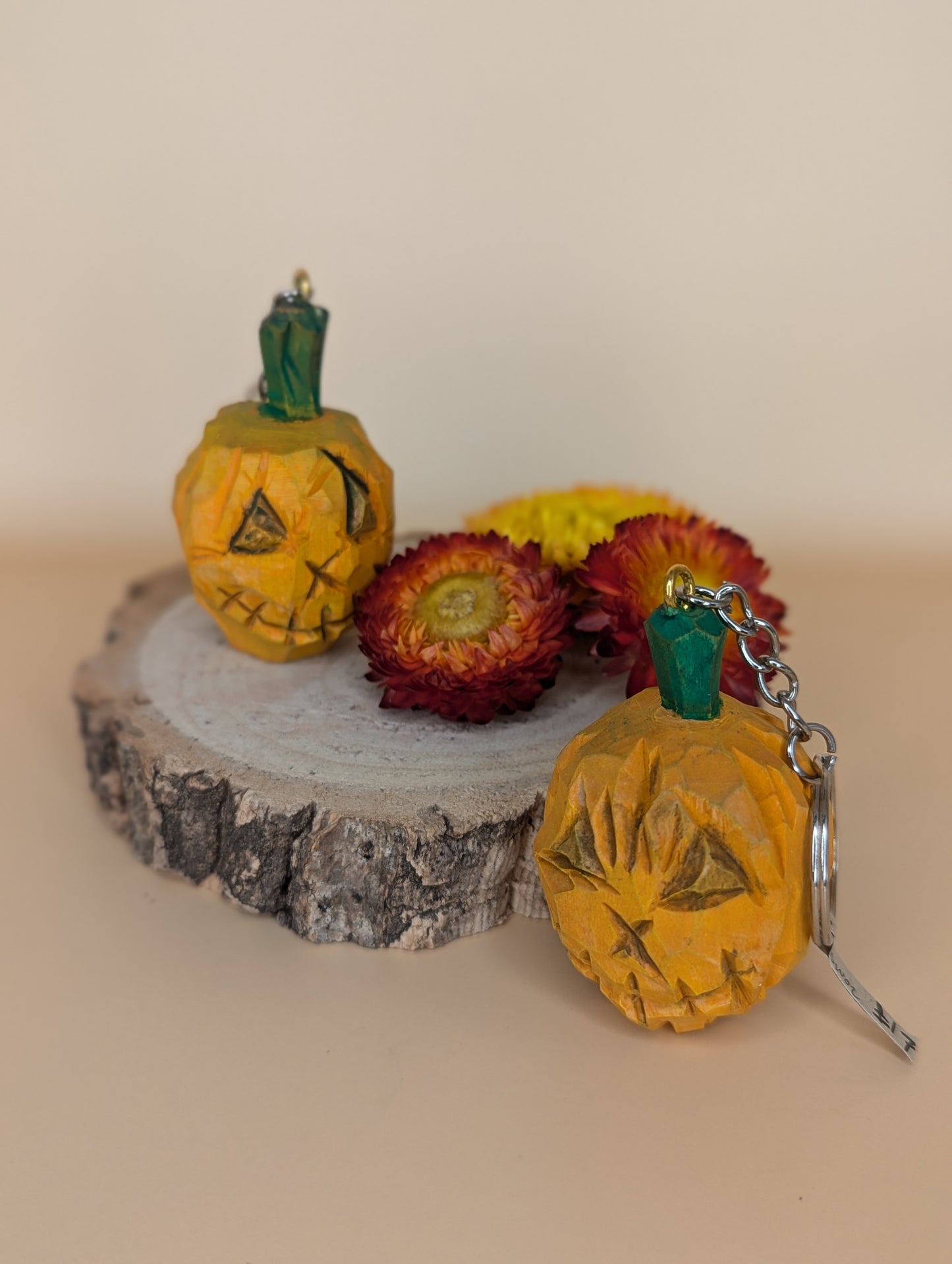 Scarecrow Woodcrafts Pumpkin Keychain