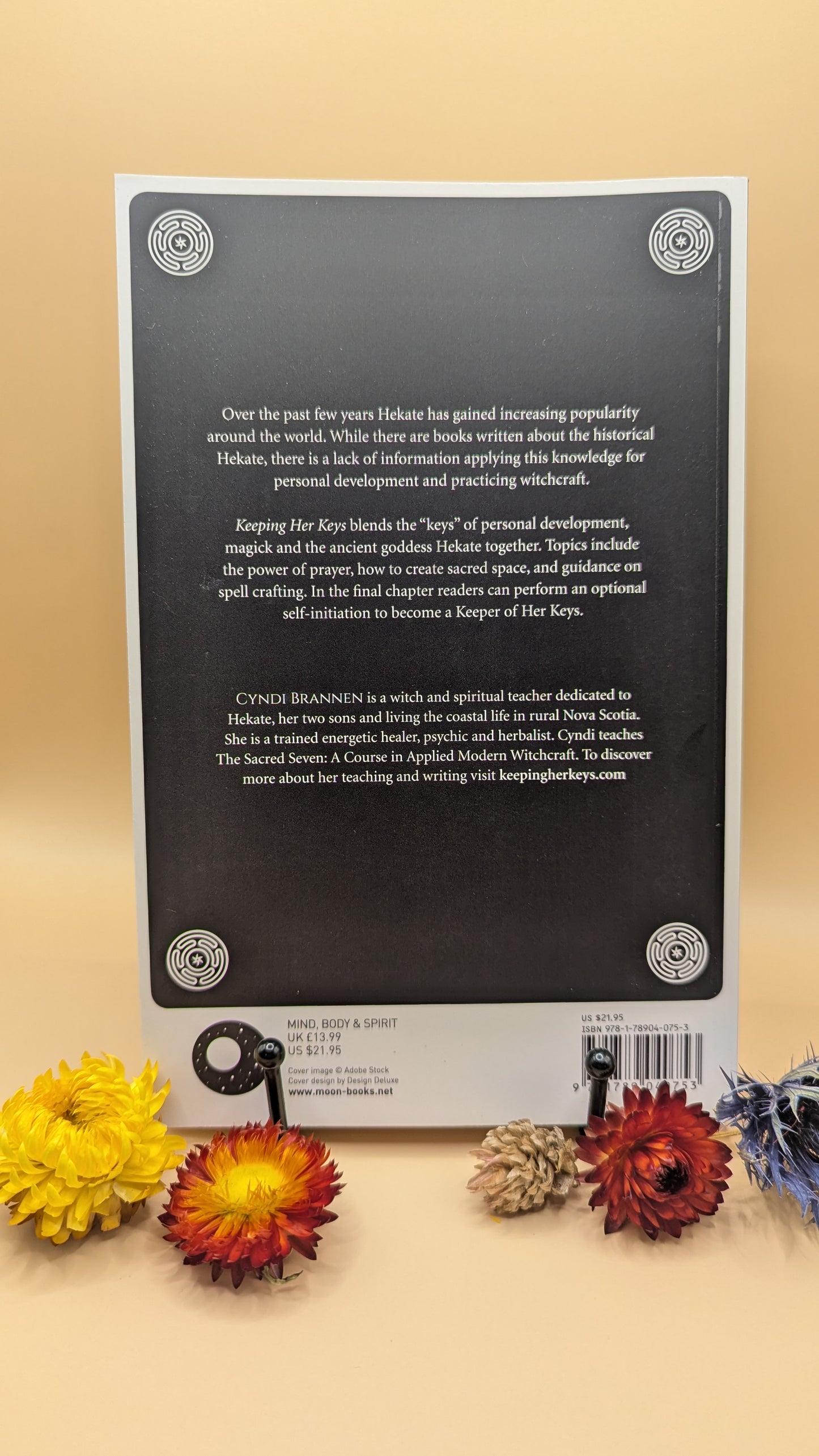 Keeping Her Keys: An Introduction to Hekate’s Modern Witchcraft