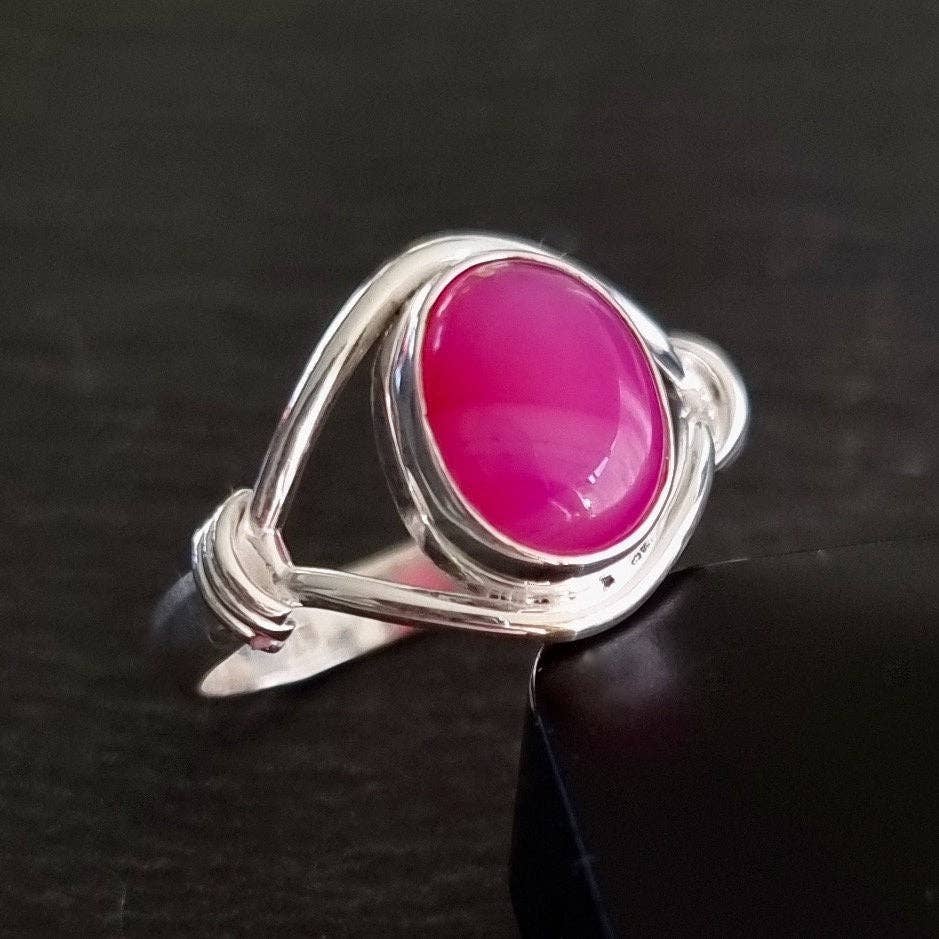 Sterling Silver Pink Agate Solitaire Ring