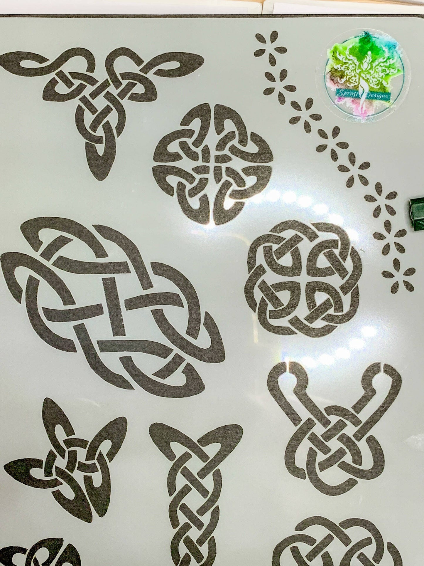 Celtic Viking Knots Stencil - Design 3
