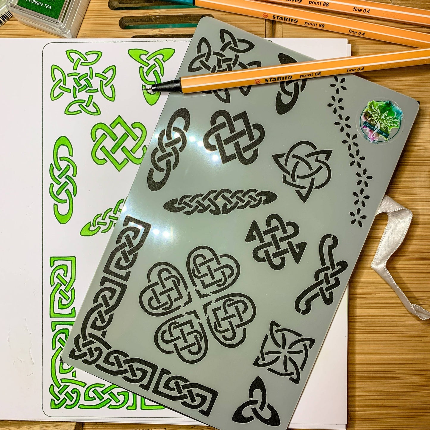 Celtic Viking Knots Stencil - Design 1