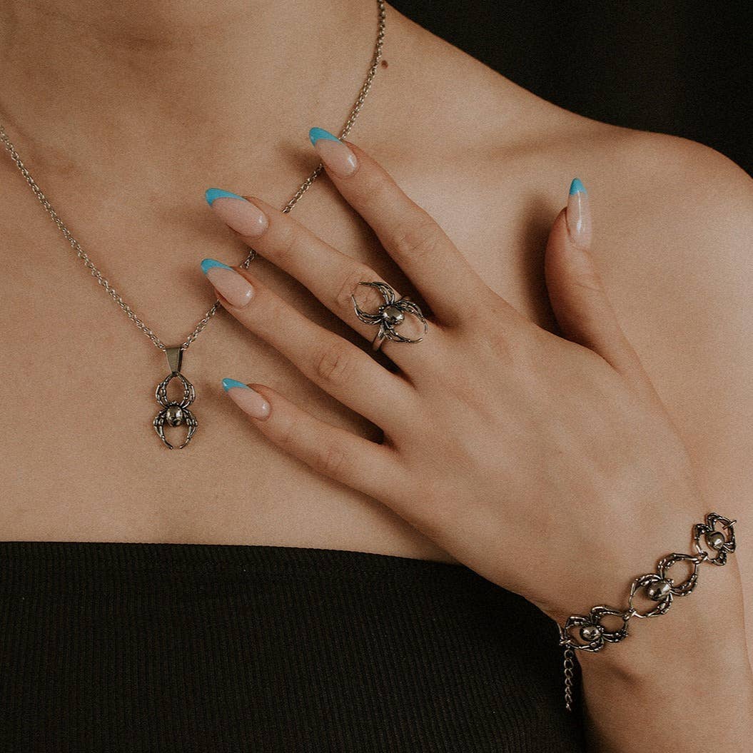 Orb Weaver Spider Ring