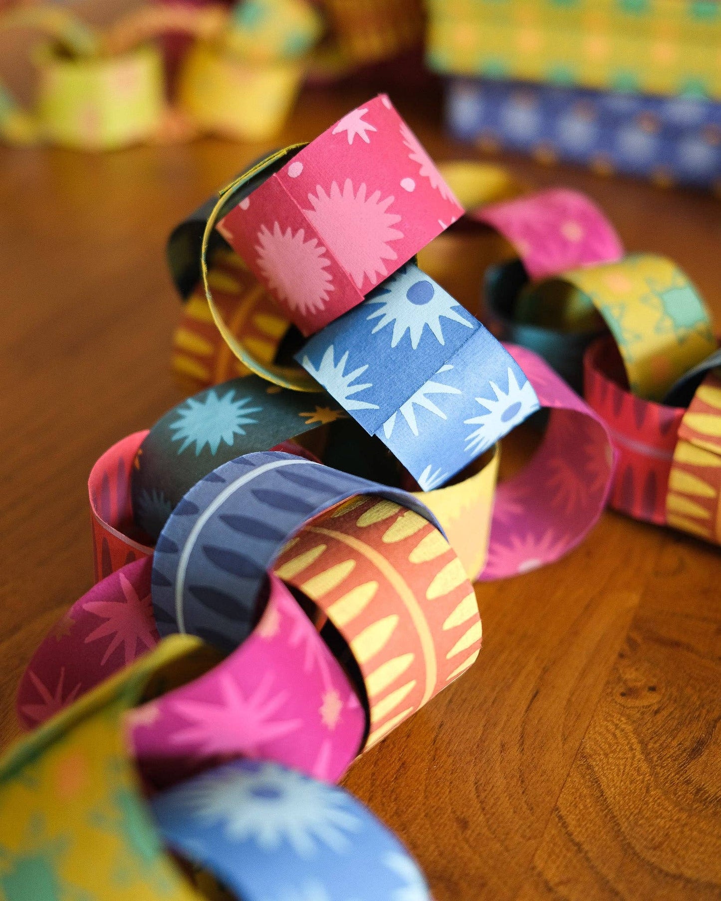 Yellow & Green Paper Chain Kit by East End Press