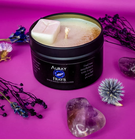 'Frayr' - Frankincense and Cassia Candle