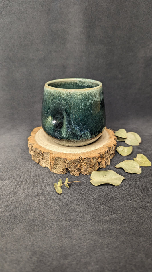 Salty Blue Dimple Cup by María Poyato