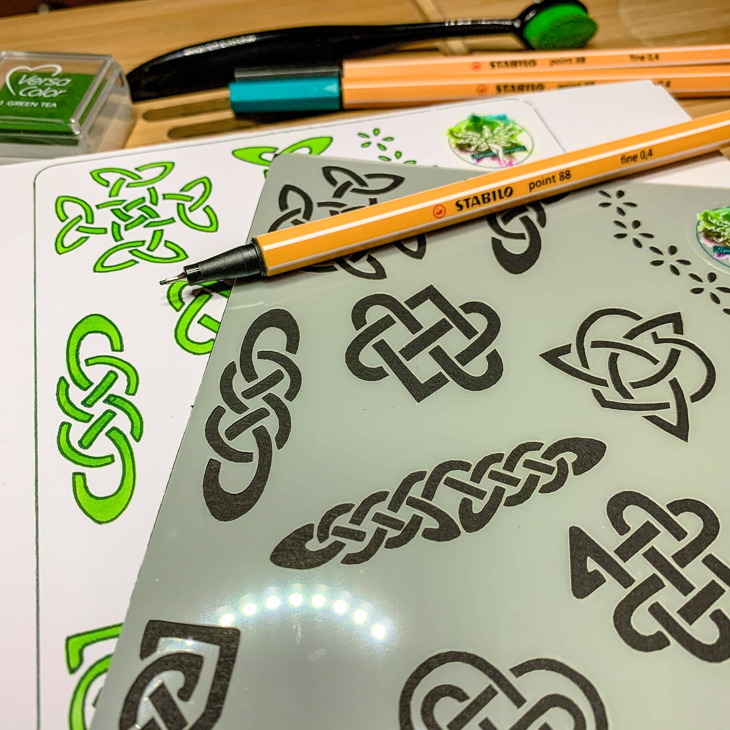 Celtic Viking Knots Stencil - Design 1