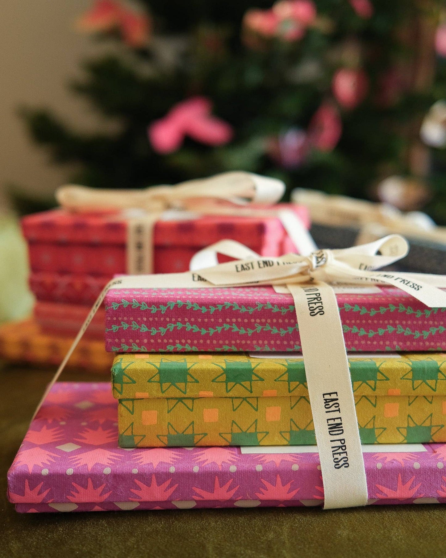 Yellow & Green Paper Chain Kit by East End Press