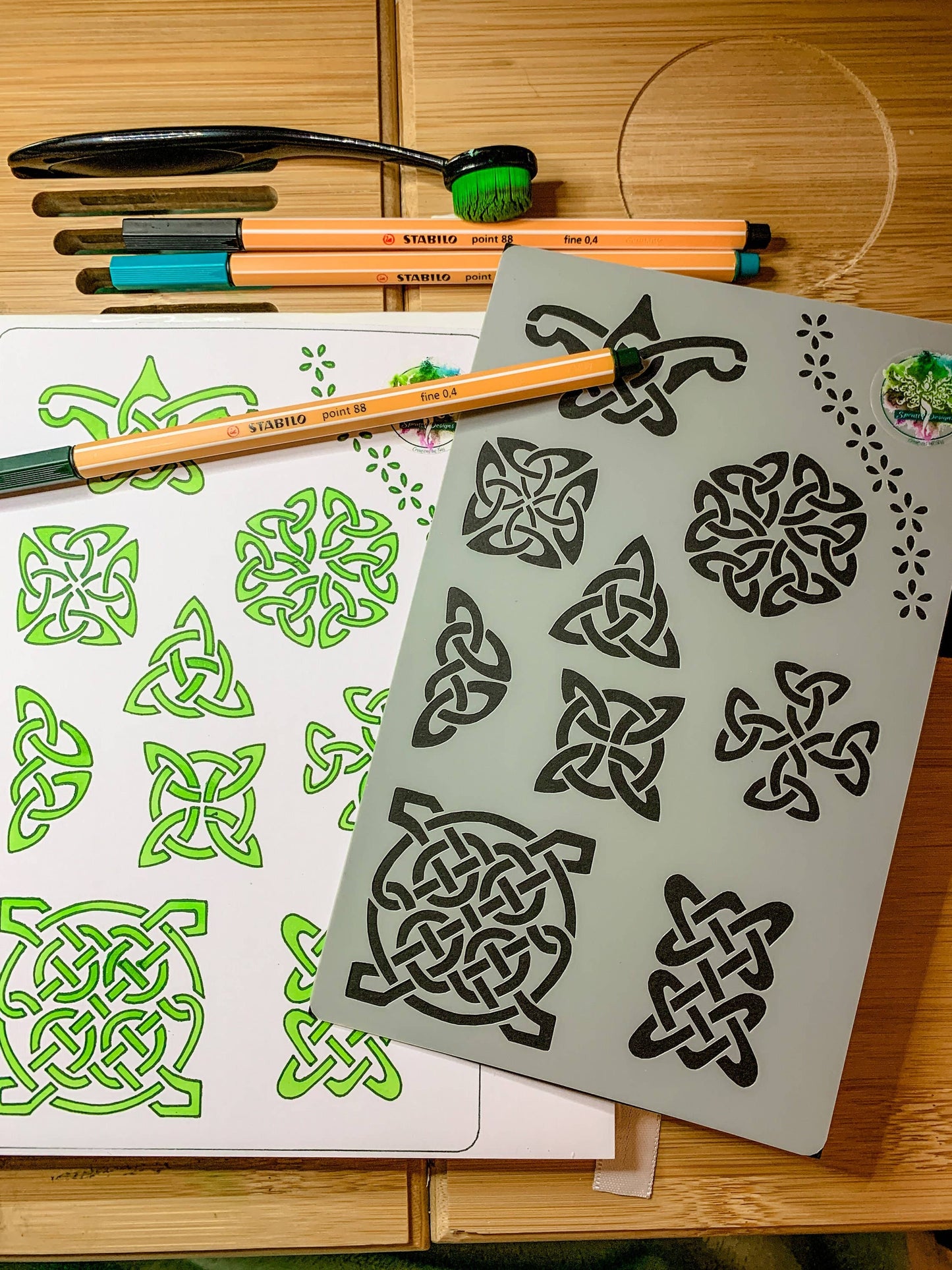 Celtic Viking Knots Stencil - Design 5