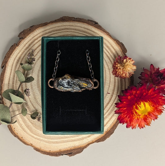 "Ziya" Sumatran Amber Pendant