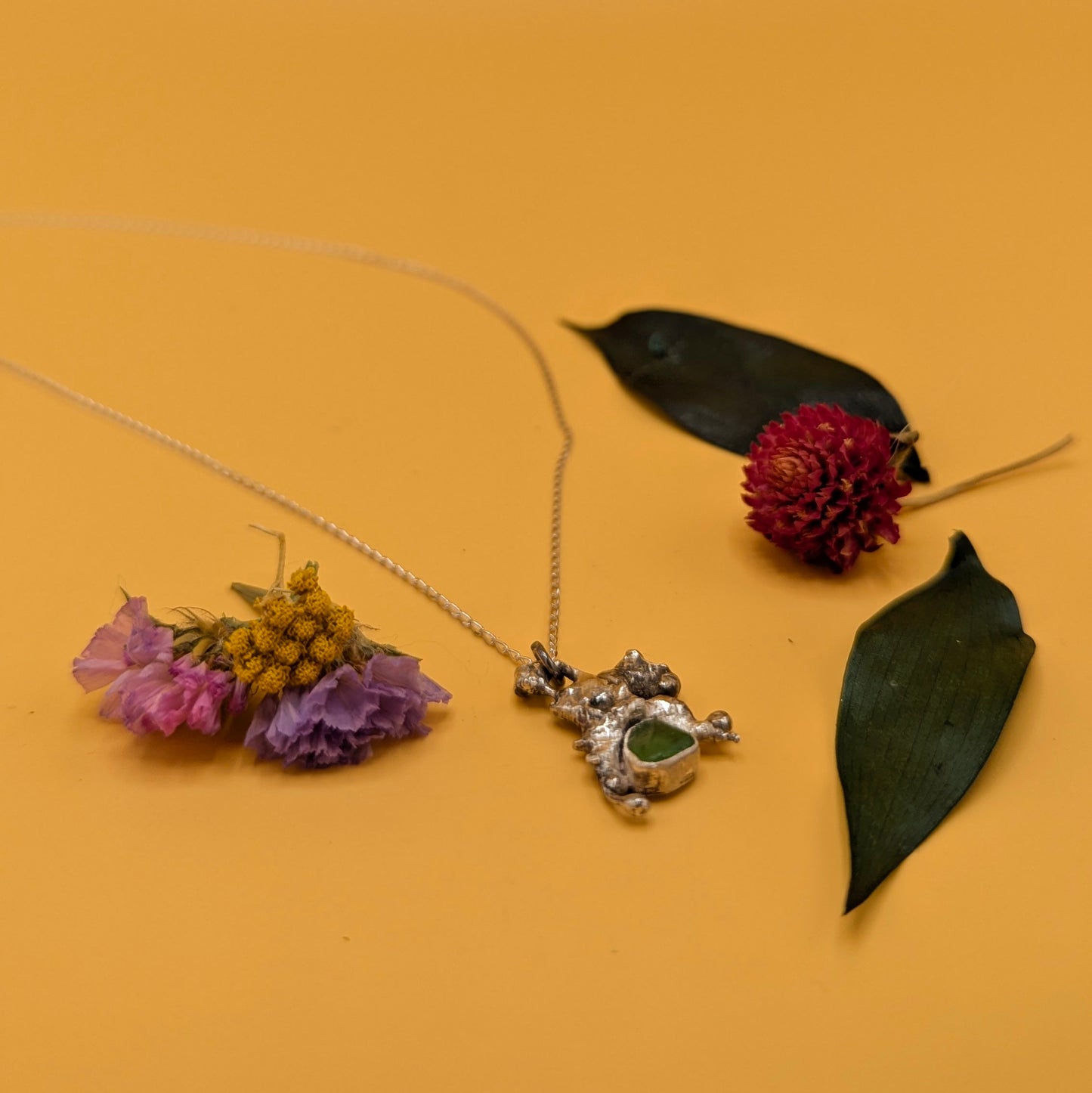 Khaos Pendant Green