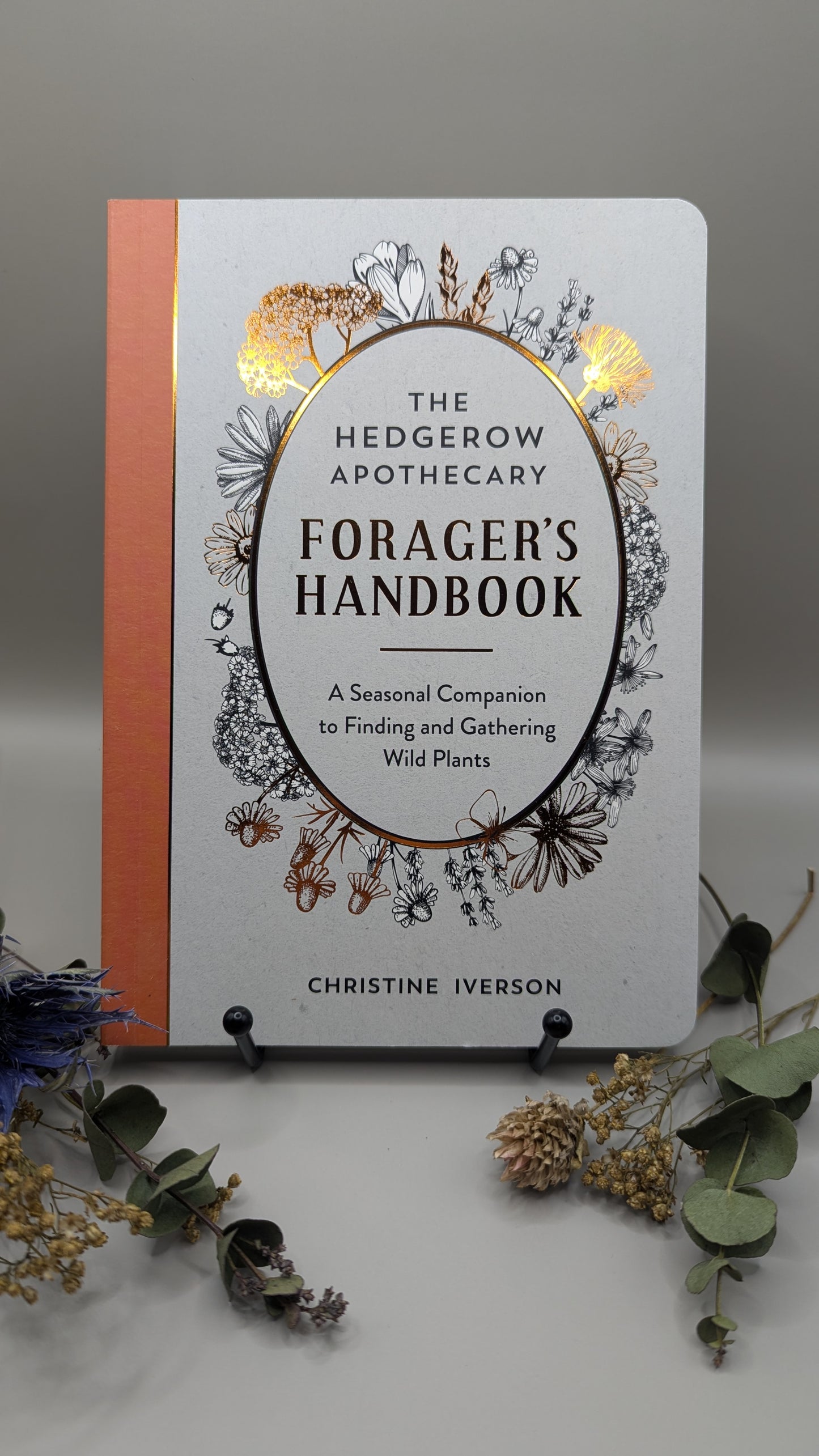 The Hedgerow Apothecary Forager’s Handbook