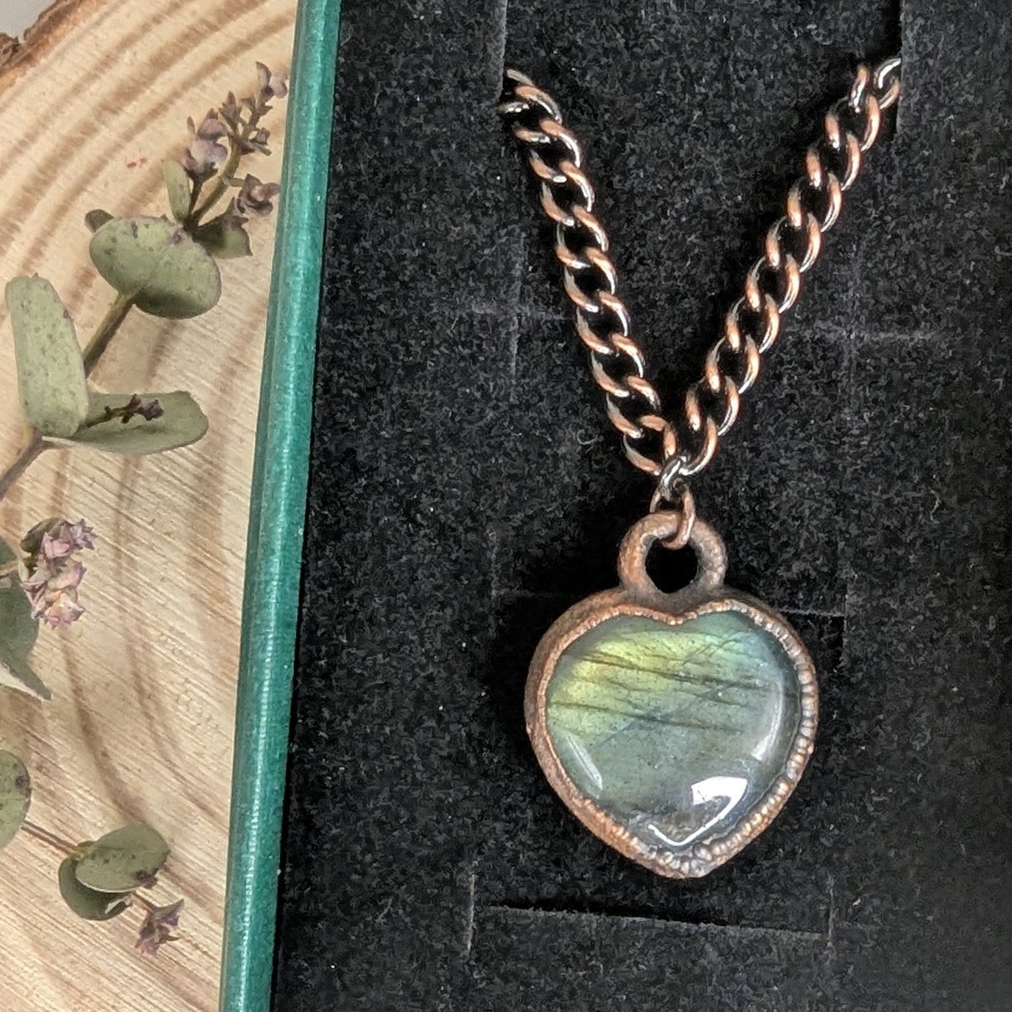 "Cara" Labradorite Pendant