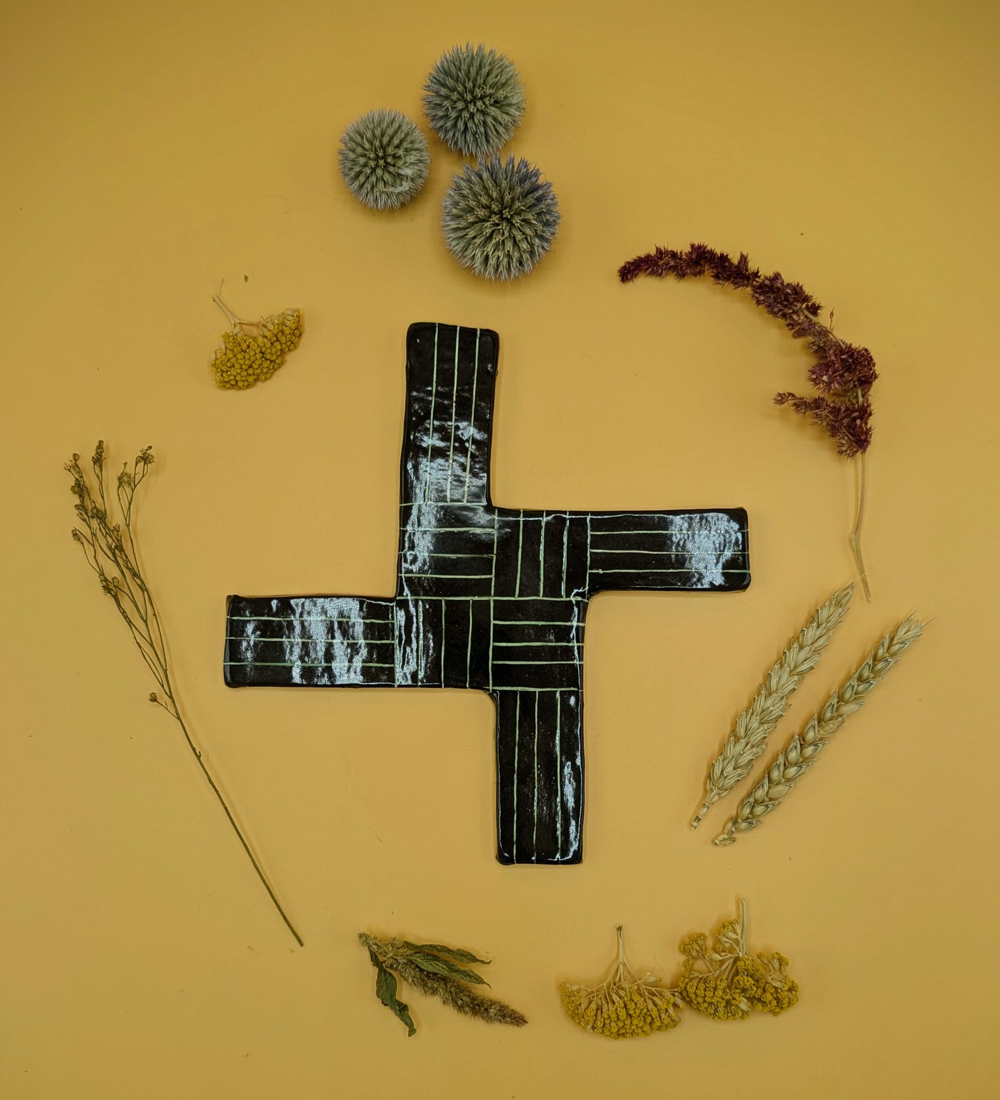 Bride’s Cross - Large Black
