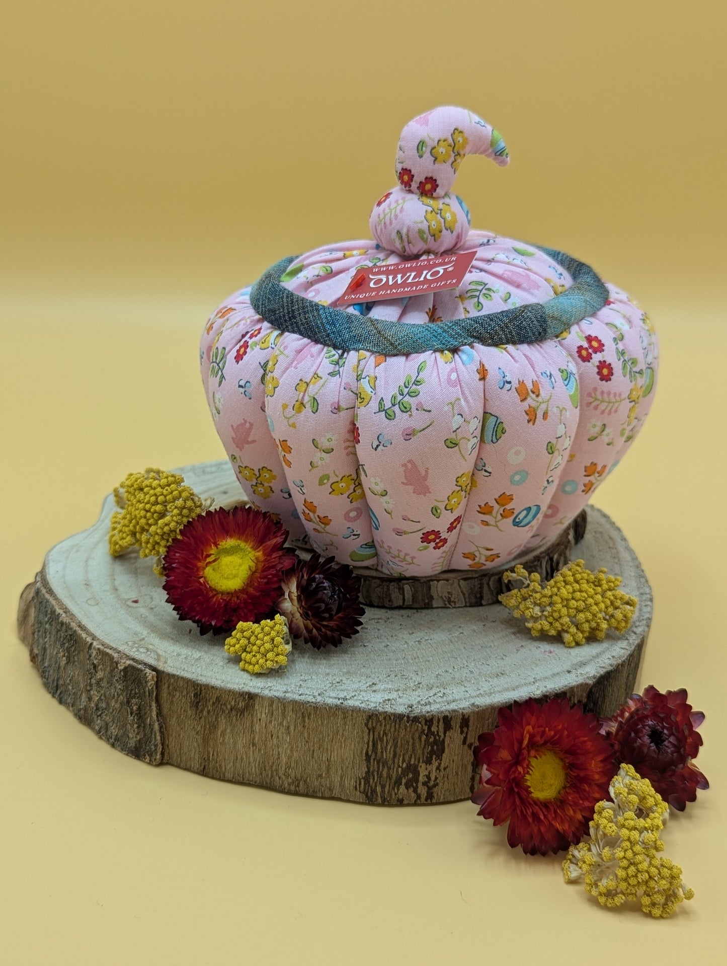 Small Pumpkin Container