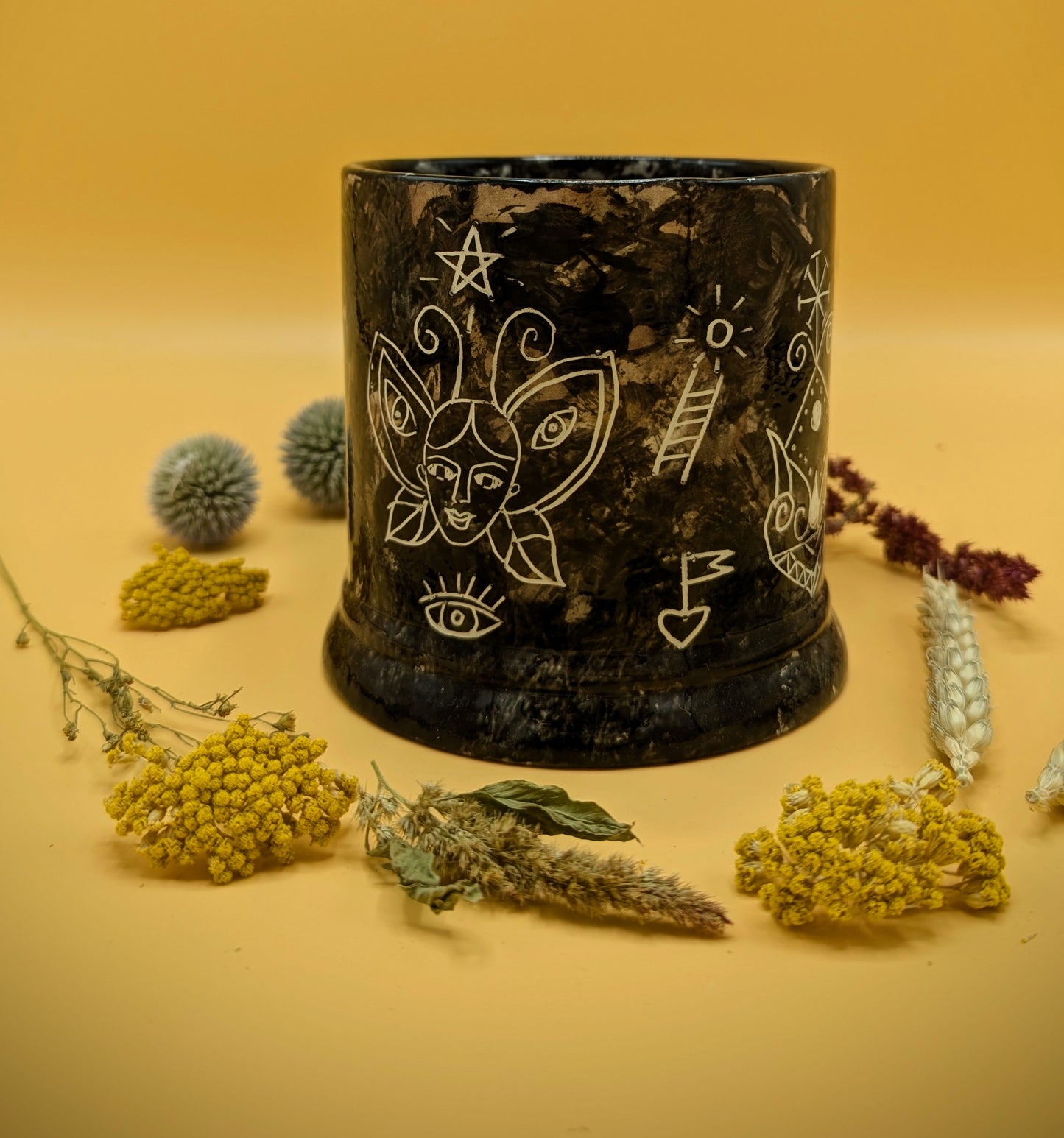 Sgraffito Mega Mug for Luck